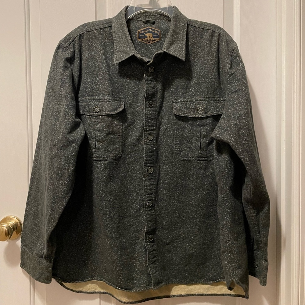 Freedom foundry men’s marled green flannel shirt.